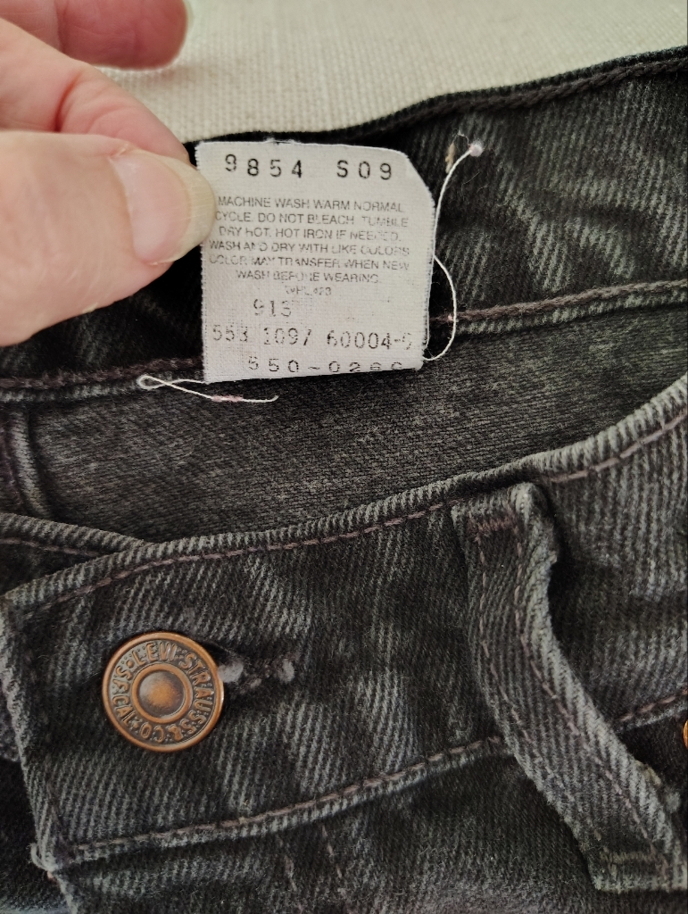 Vintage 90s Levi's 550 Black Relaxed Fit Jeans Red Tab Made in USA 34x32 - Picture 9 of 12